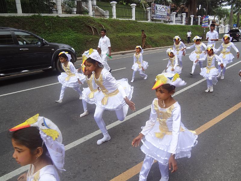 DSC03335.JPG - Sep 8-12, 2014 街頭遊行 (斯里蘭卡，可倫坡) [Parade, Colombo, Sri Lanka]-154